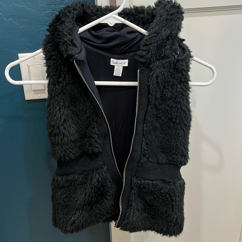 Splendid black faux fur hooded vest